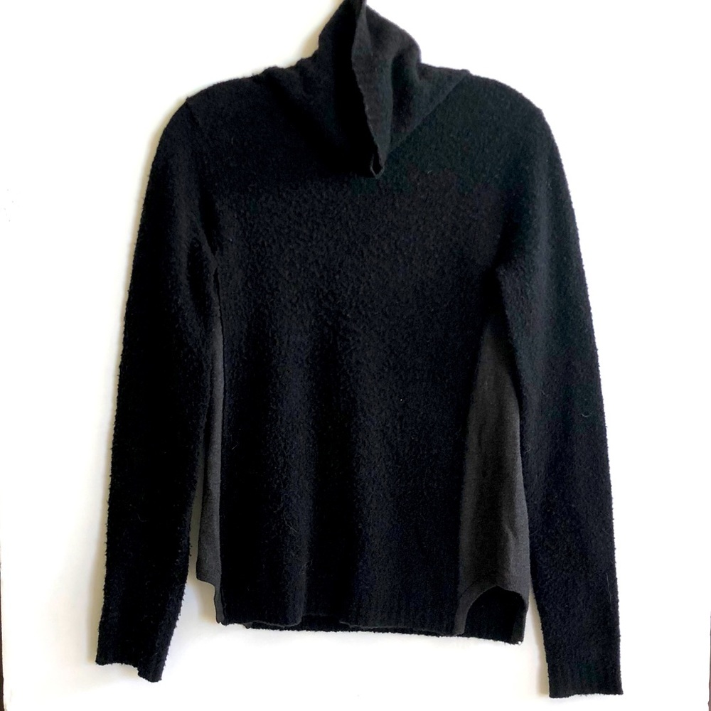 MARGARET O’LEARY Black Turtleneck Gray Side Panels